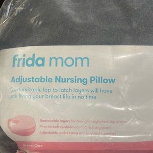 Frida nursing pillow